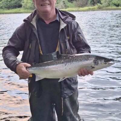 Mike with the 2nd Salmon of 2026 - 7.5lbs on a Cascade Holograph size 10 double